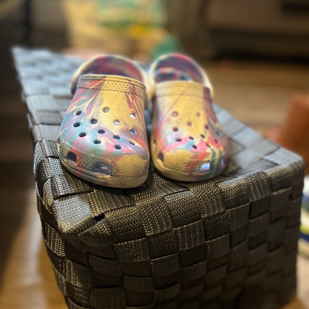 Crocs size 9c worn
